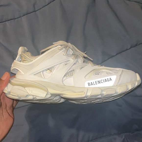 BALENCIAGA WOMEN'S TRACK SNEAKER IN WHITE - Picture 5 of 9